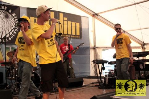 Jahrome, Junior Matayas and Woody - 15. Reggae Jam Festival - Bersenbrueck - Dancehall Tent 01. August 2009 (3).JPG